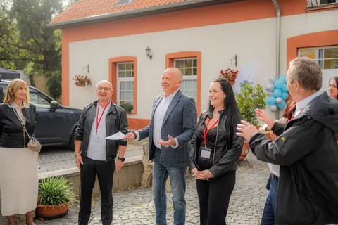 Hosté a zástupci centra při zahájení